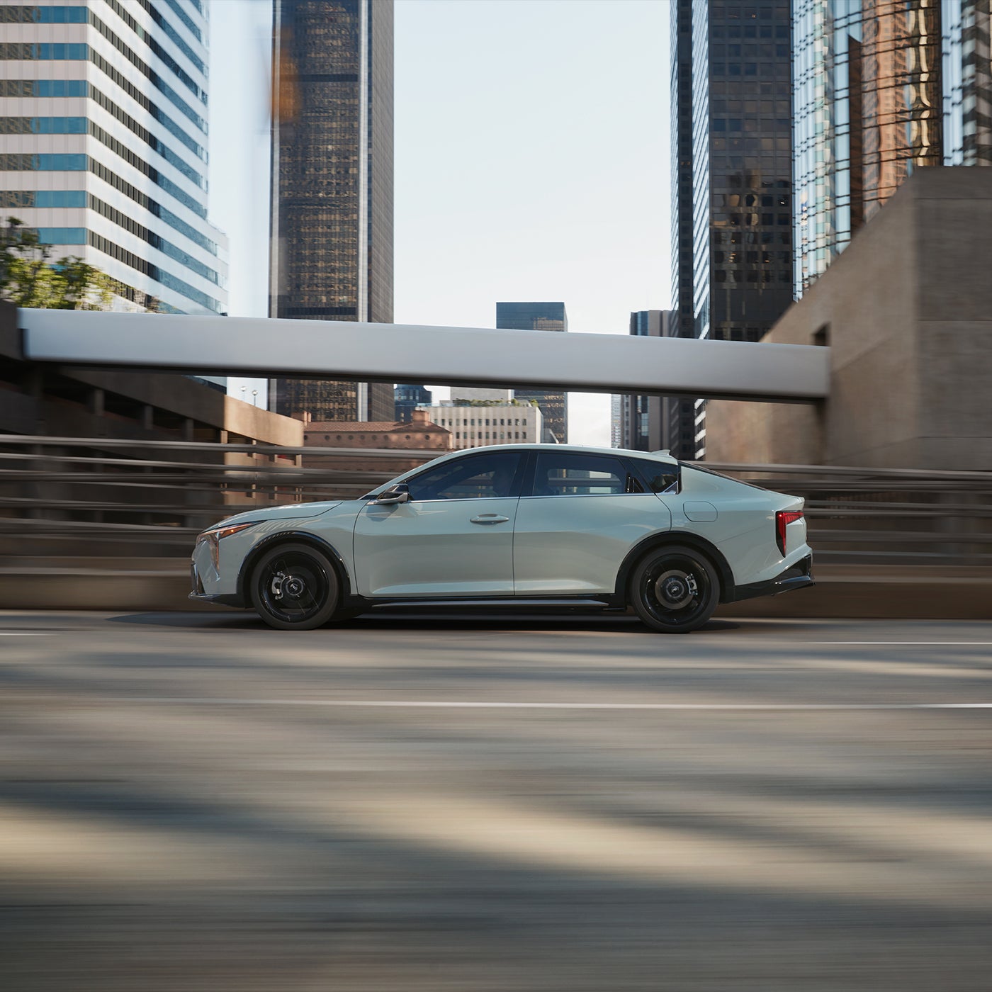 Kia K4